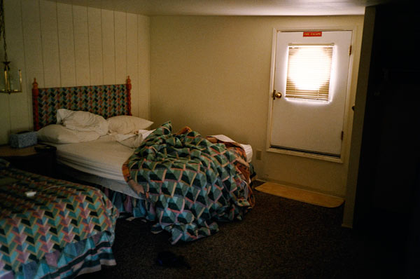 https://www.guernicamag.com/wp-content/uploads/2012/10/saltonsea41.jpg