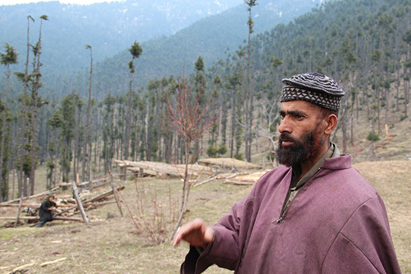 A local villager describes the gunfire atop Zoni Tengri Hill, the location of the Pathribal fake encounter.