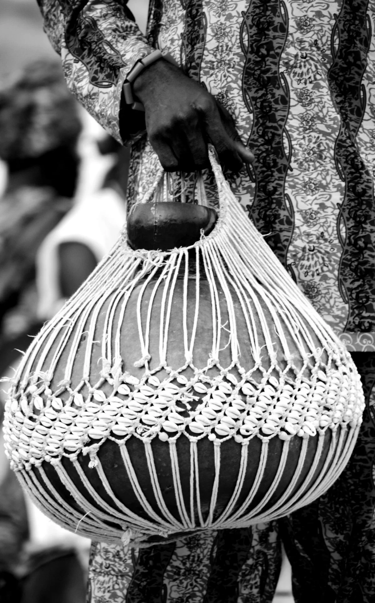 Understanding the Symbolism of Sẹ̀kẹ̀rẹ̀ in Modern Nigerian Poetry